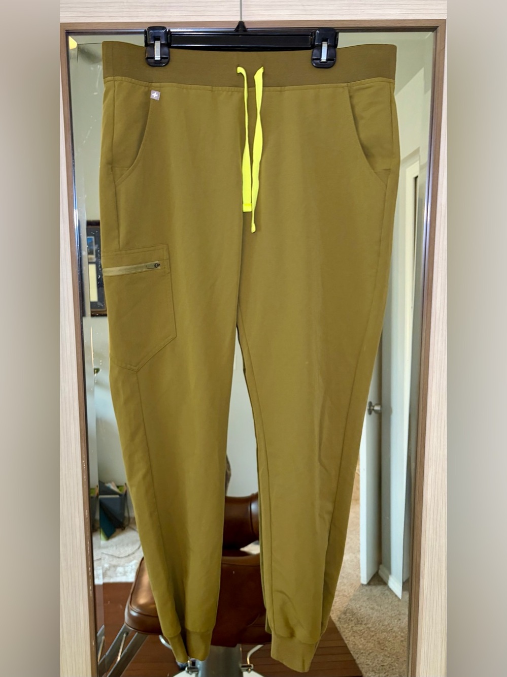 FIGS Pants Women Large Olive Green Jogger Technical Collection Cargo Pockets L/T